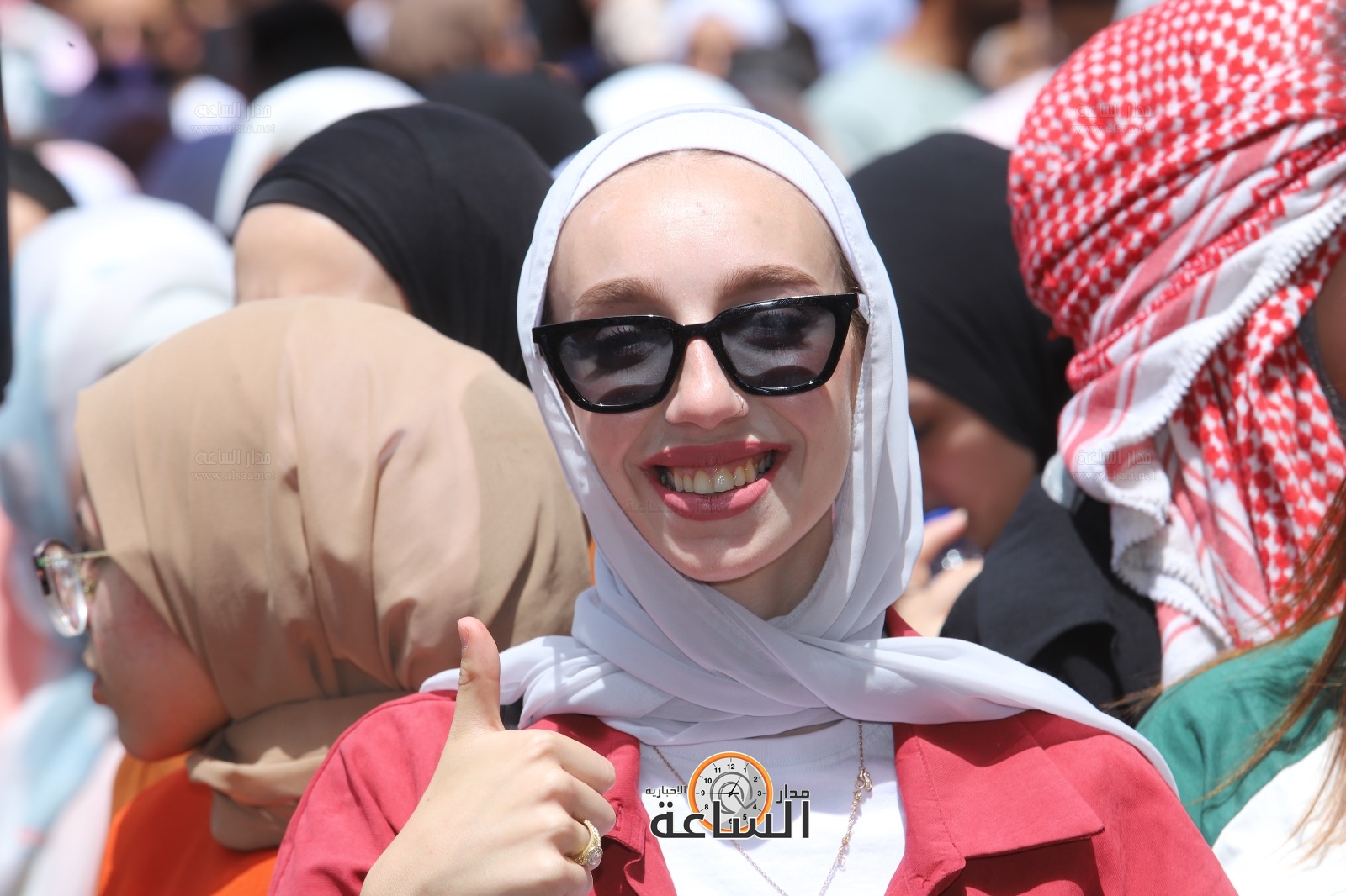 Madar Al-Saa Images 0.5383430706242285