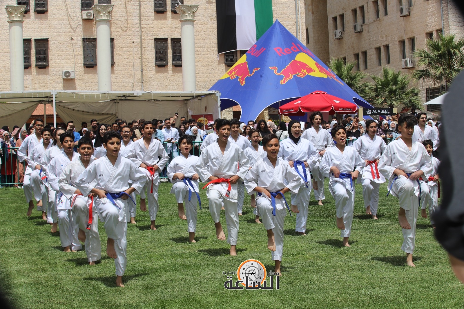 Madar Al-Saa Images 0.7985219870021878