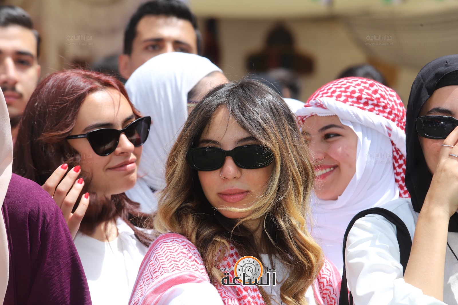 Madar Al-Saa Images 0.35079864186840104