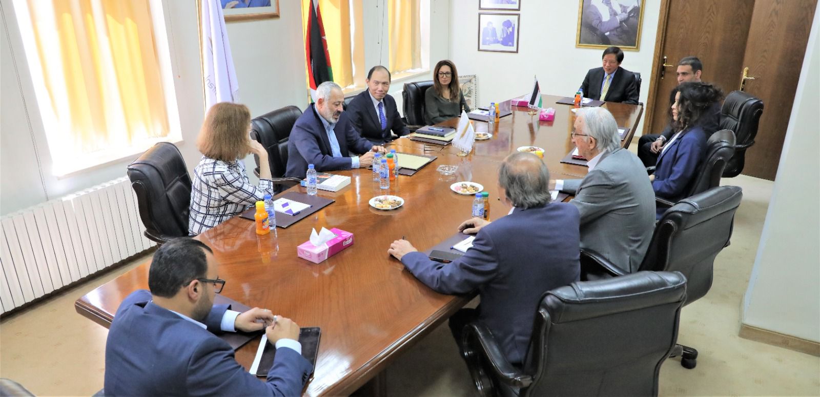 Madar Al-Saa Images 0.1957432726769257