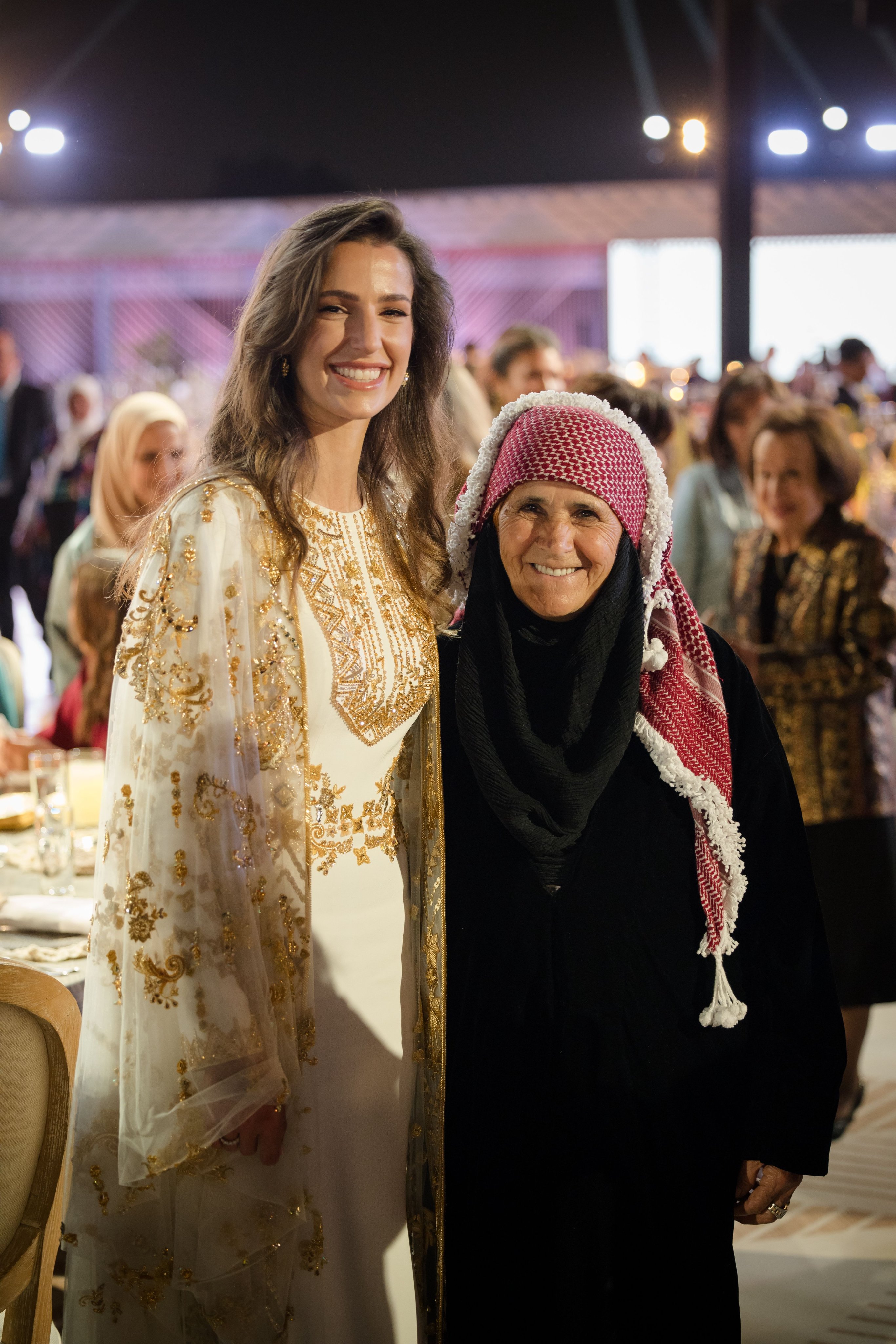 Madar Al-Saa Images 0.7157171471691985