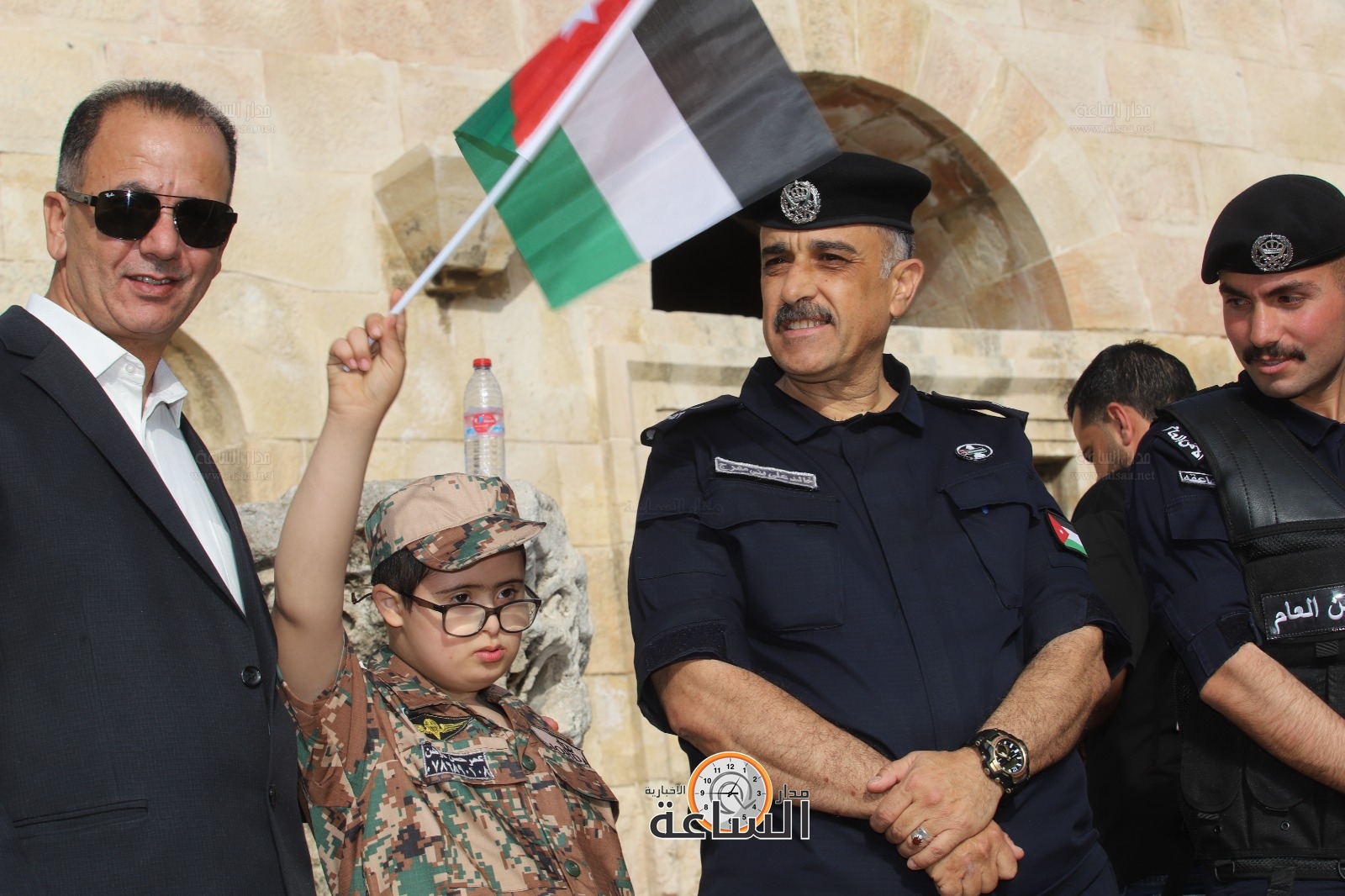 Madar Al-Saa Images 0.7152759906034578