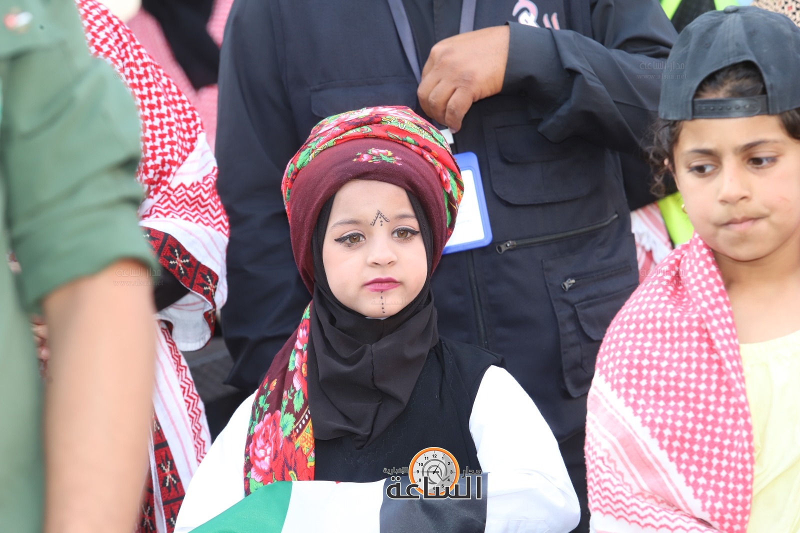 Madar Al-Saa Images 0.45126393790086916