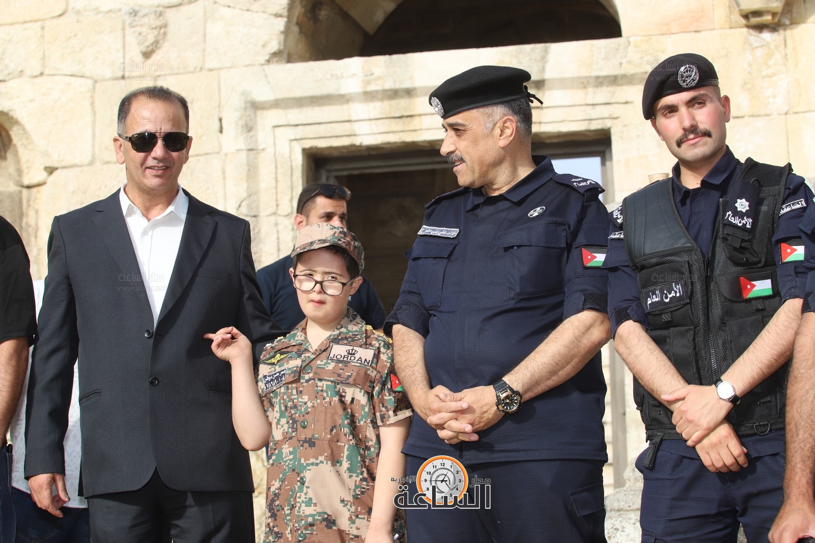 Madar Al-Saa Images 0.0006982369934311894