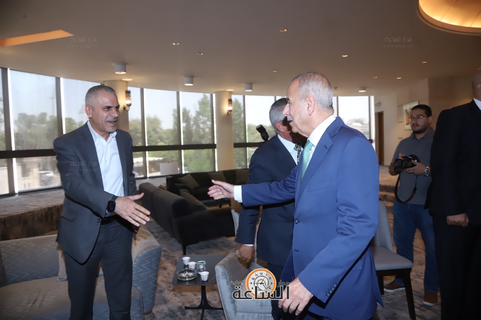 Madar Al-Saa Images 0.984053665336381