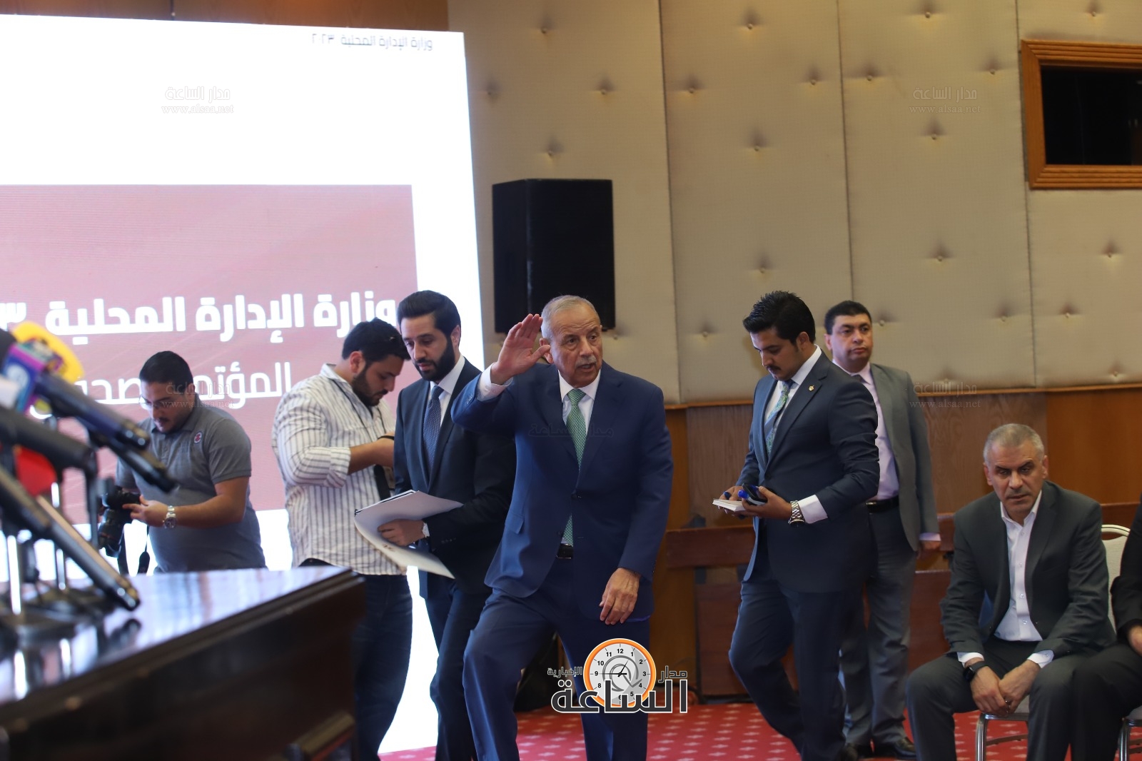 Madar Al-Saa Images 0.9222884537671279