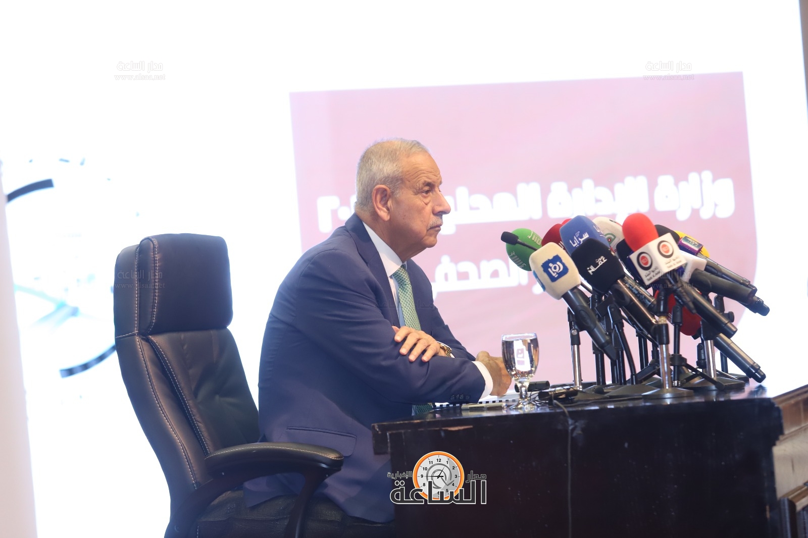 Madar Al-Saa Images 0.9430751996788189