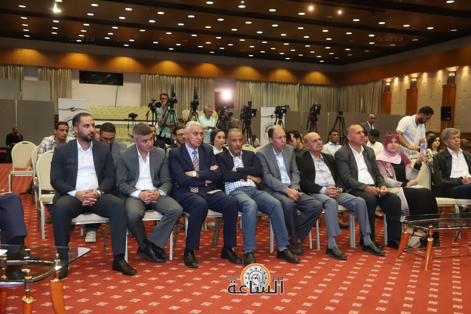 Madar Al-Saa Images 0.5928709254175051