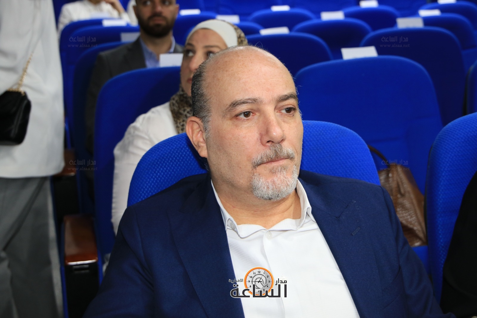 Madar Al-Saa Images 0.5870119862530023