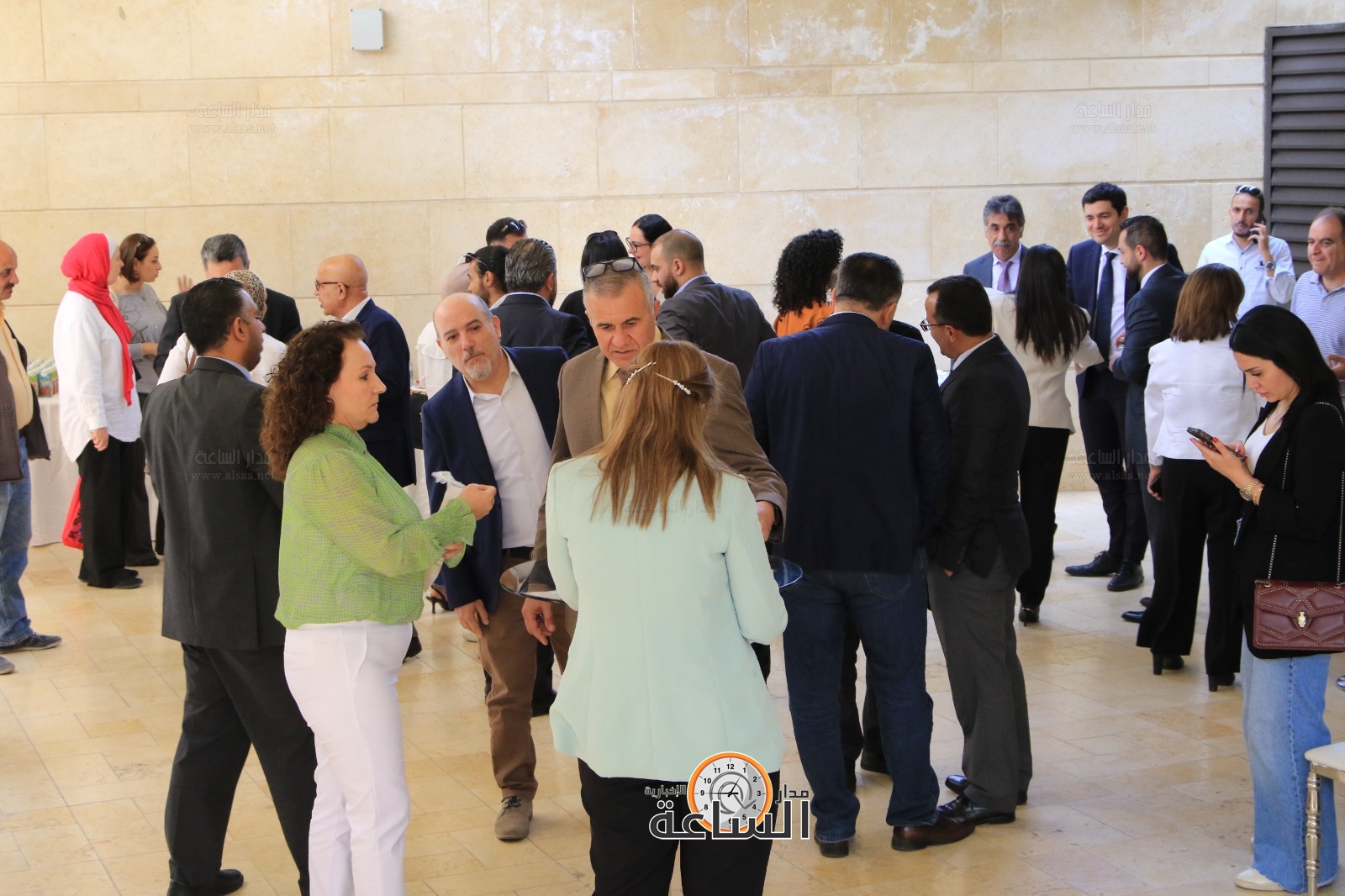 Madar Al-Saa Images 0.03391535433355908