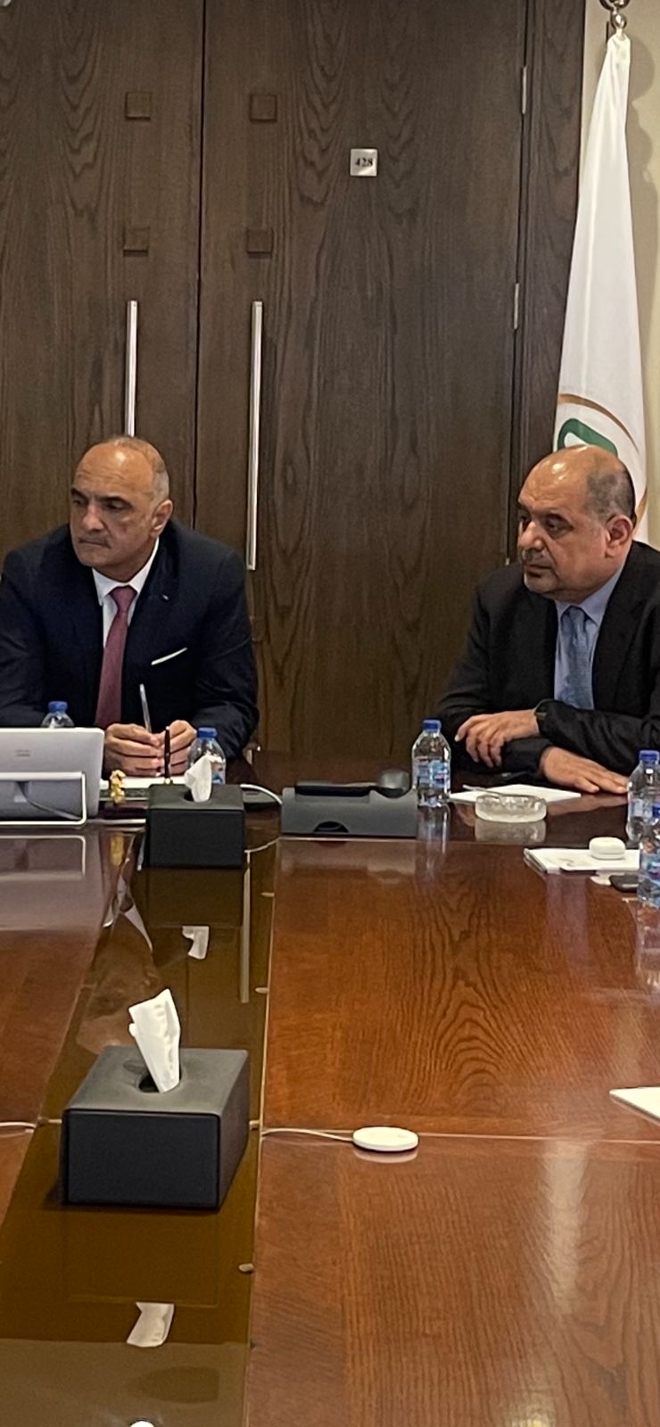 Madar Al-Saa Images 0.869377165684257