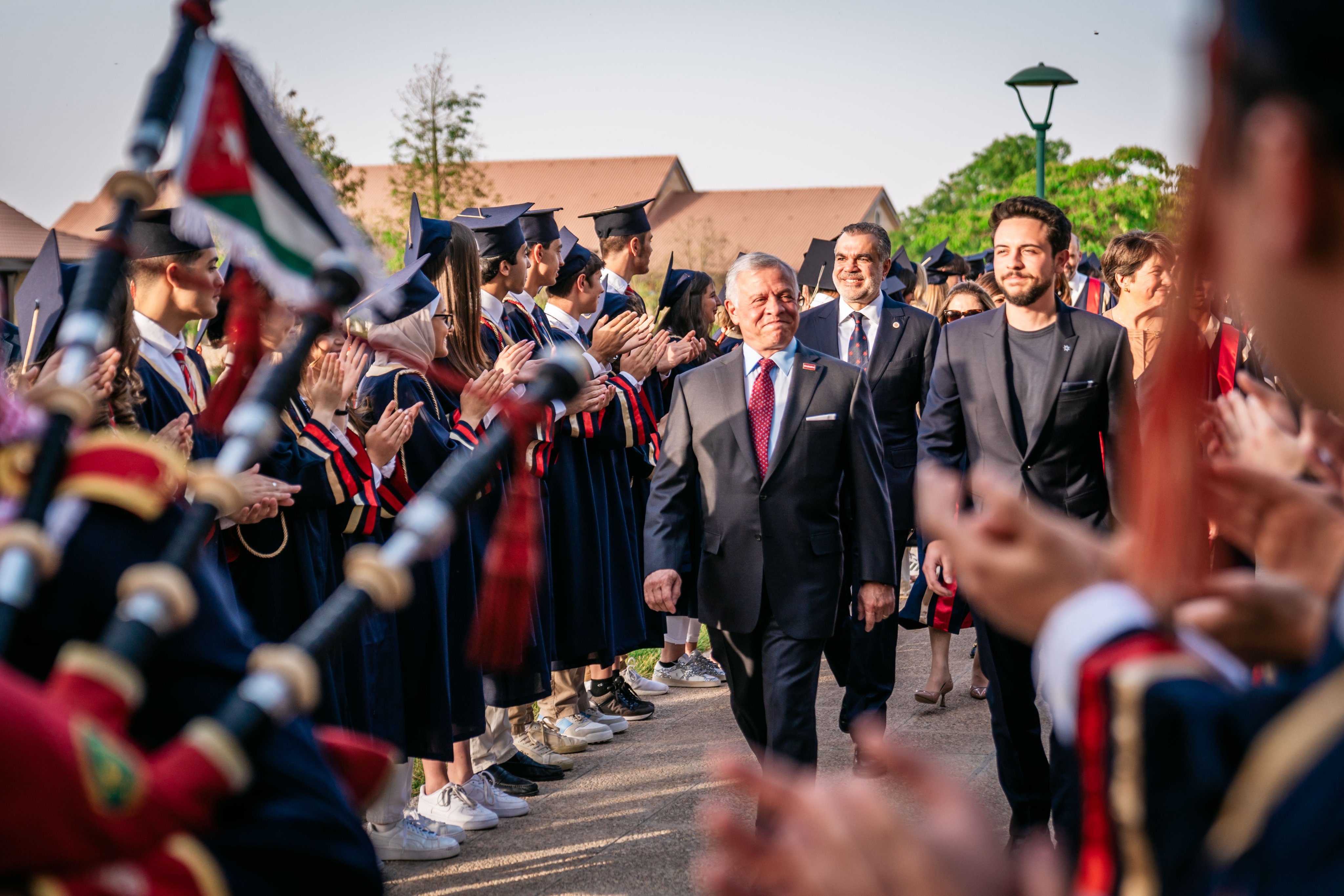 Madar Al-Saa Images 0.953678865884352