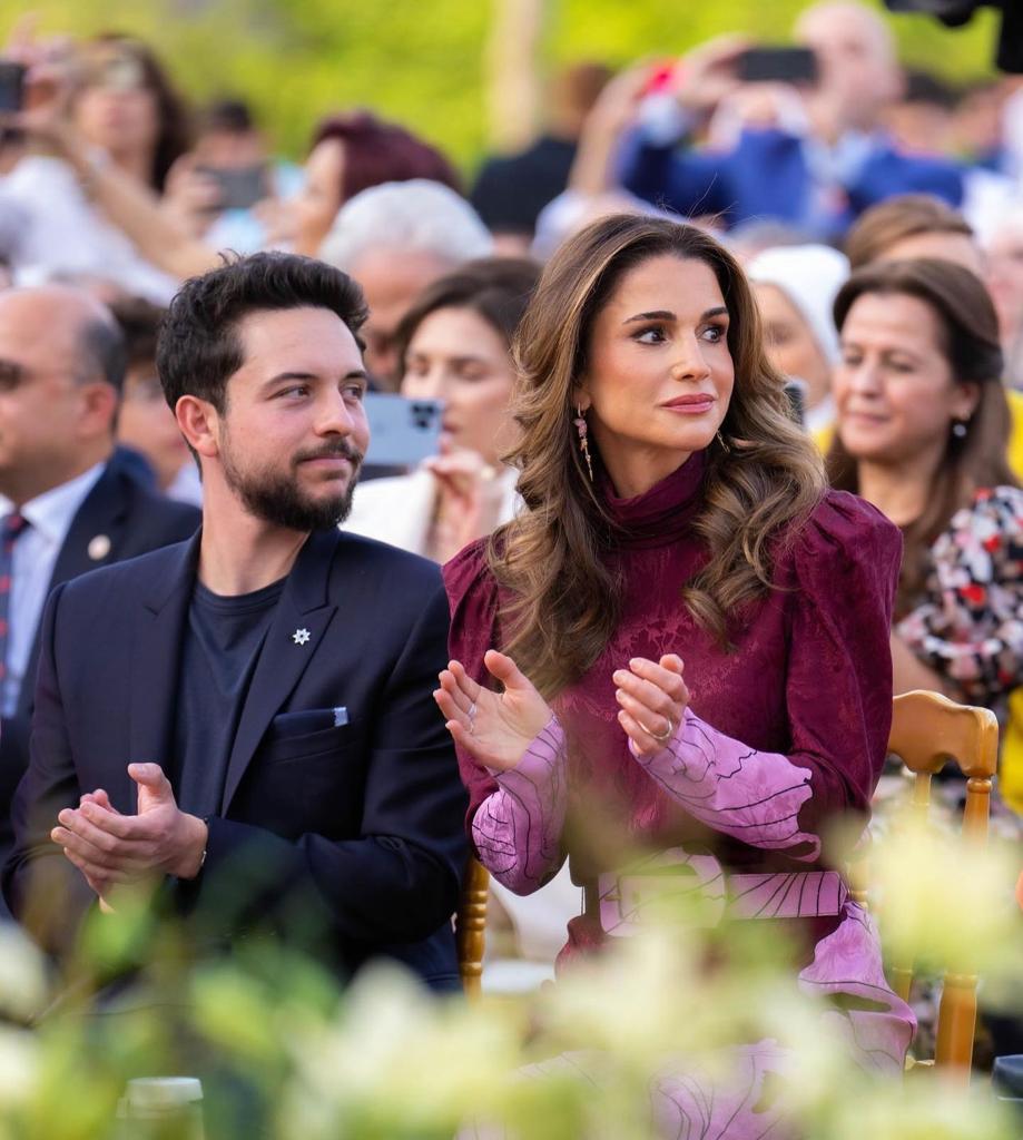 Madar Al-Saa Images 0.6232834739718786