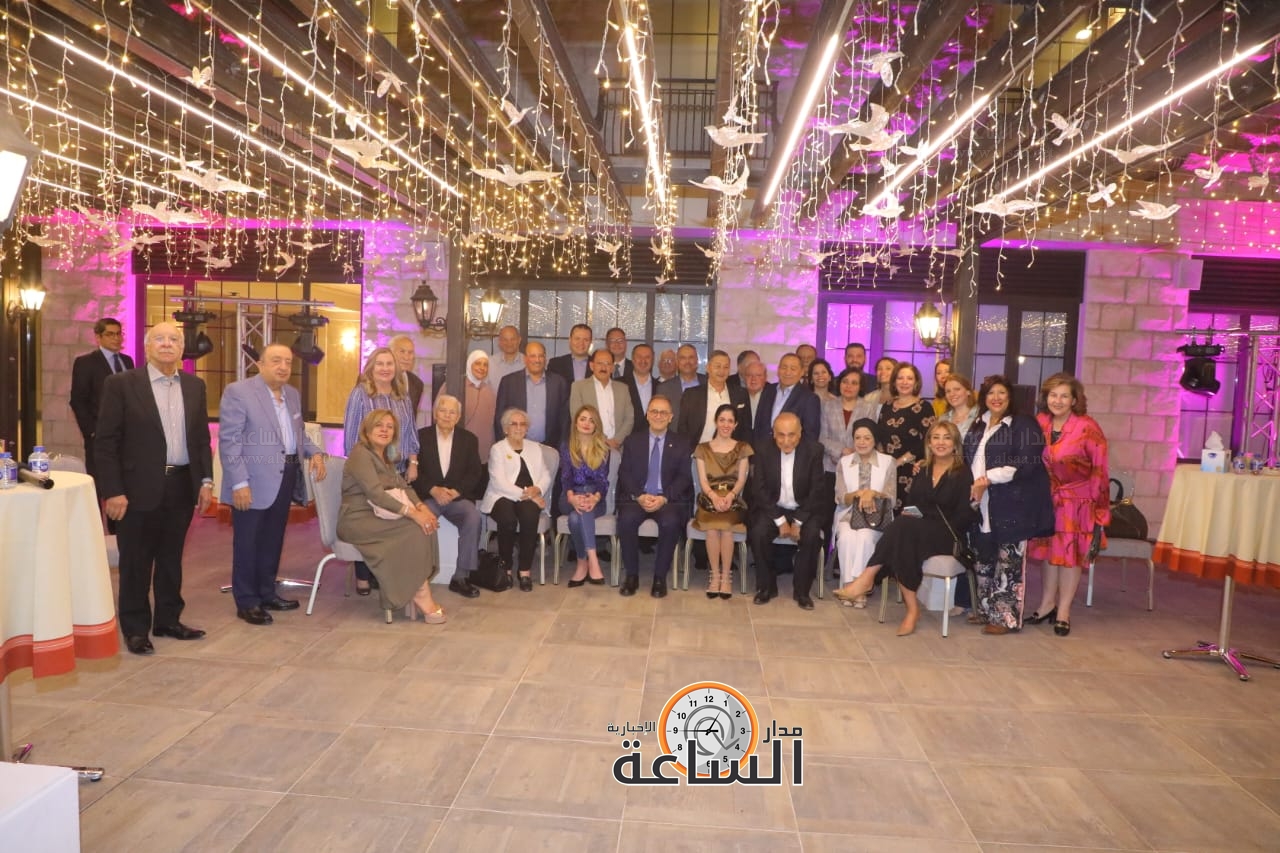 Madar Al-Saa Images 0.7243628413694413