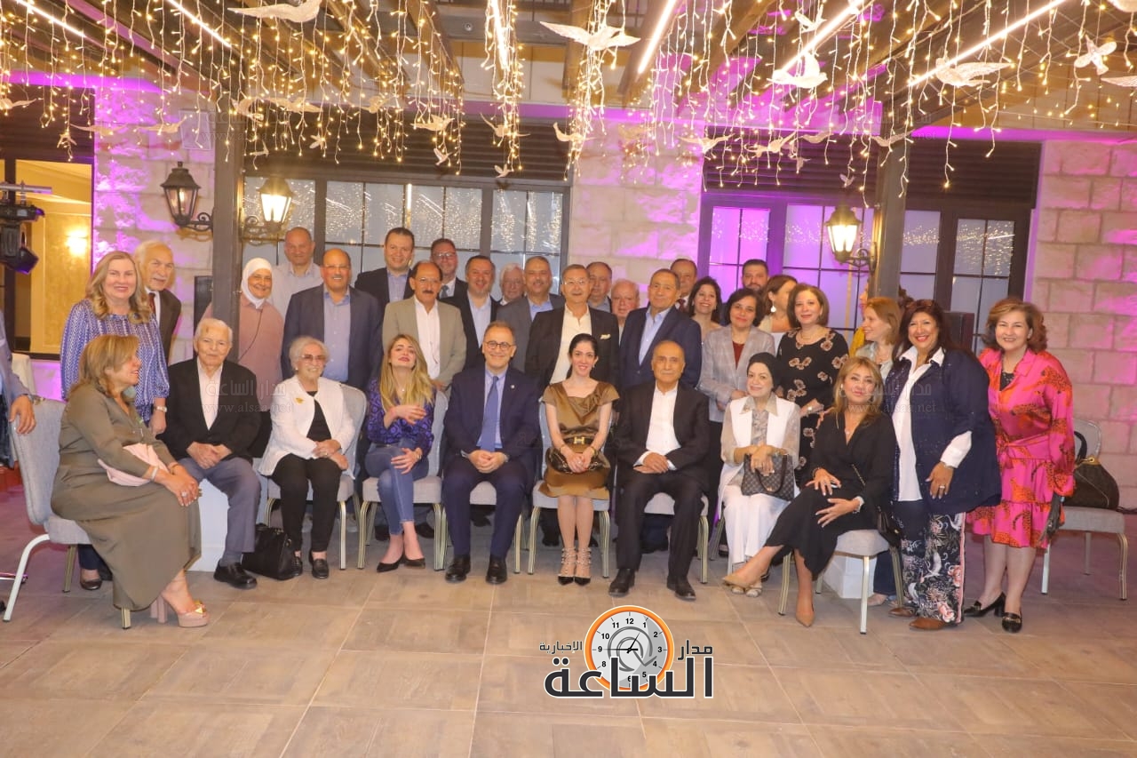 Madar Al-Saa Images 0.6763898955854766