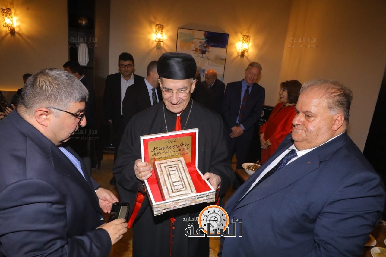 Madar Al-Saa Images 0.18874380652600453