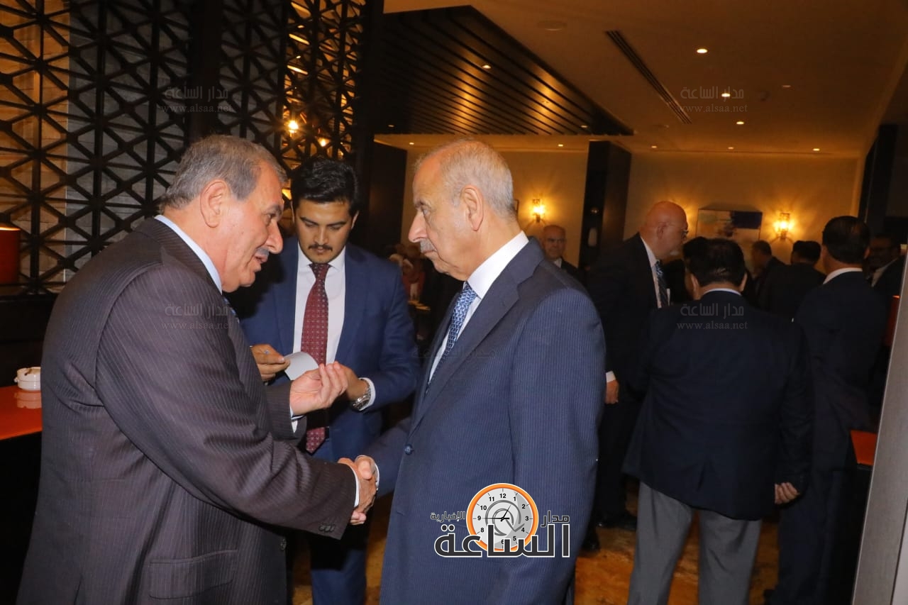 Madar Al-Saa Images 0.1802189295832587