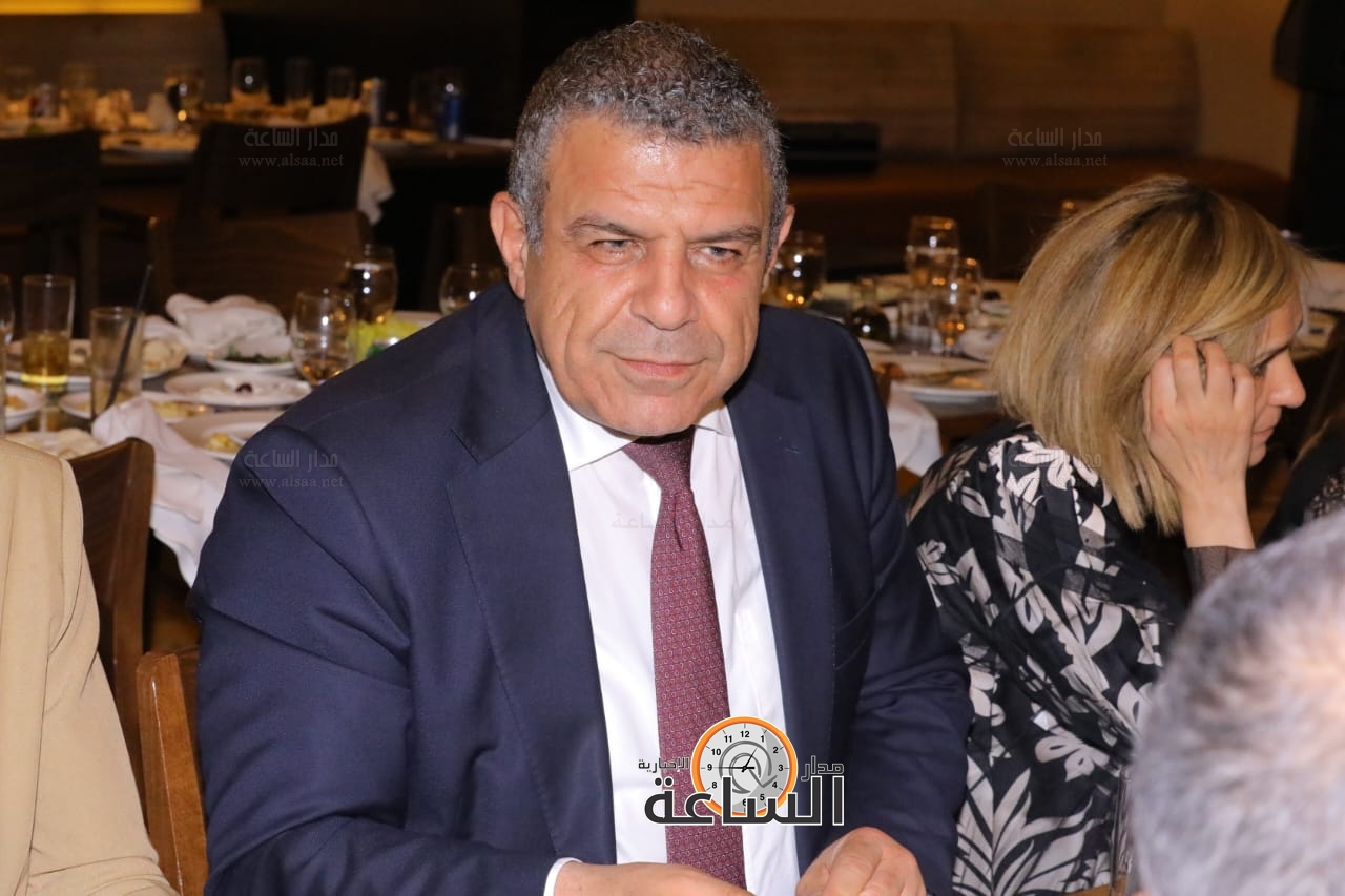 Madar Al-Saa Images 0.16091080374086741