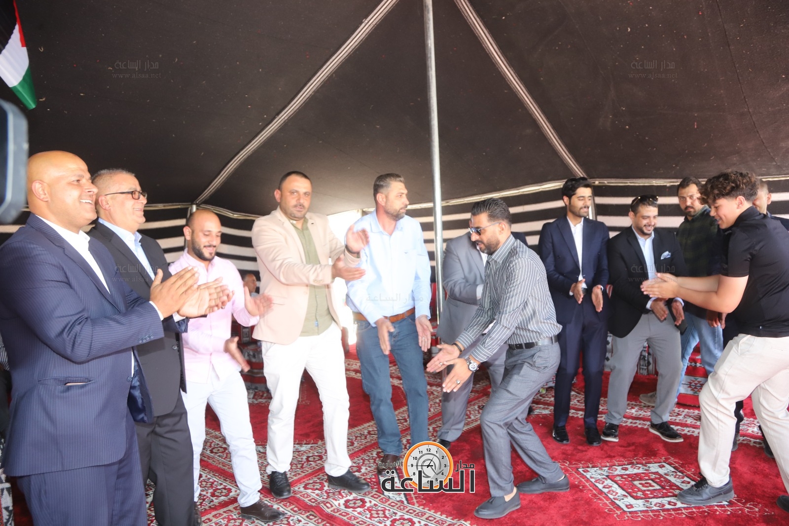 Madar Al-Saa Images 0.8257266105622469