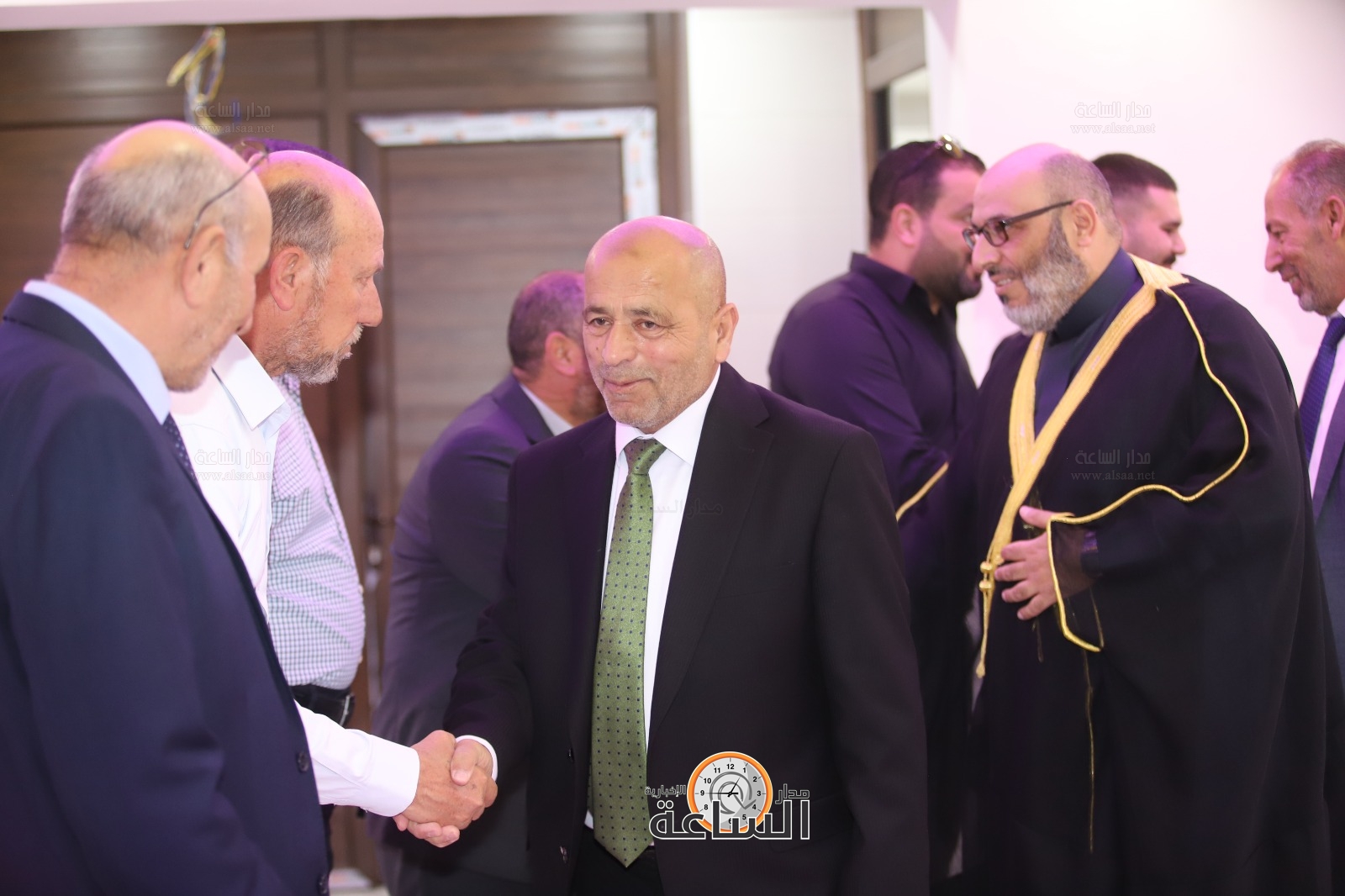 Madar Al-Saa Images 0.04202840874316682