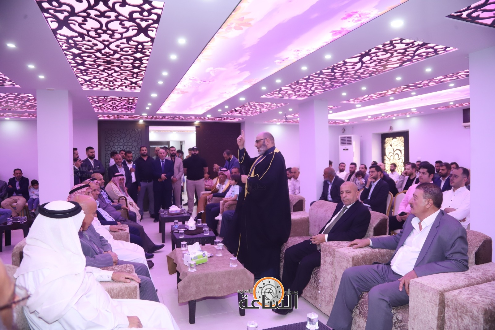 Madar Al-Saa Images 0.48305814210381803