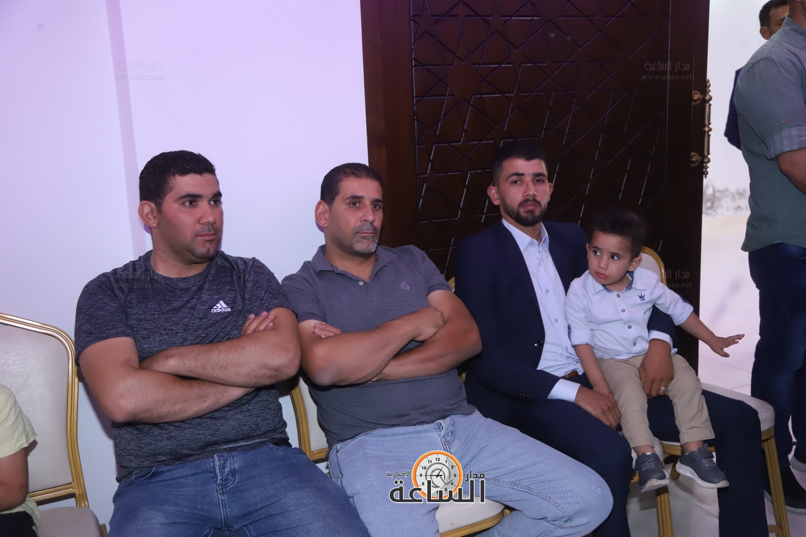 Madar Al-Saa Images 0.08240927868682202