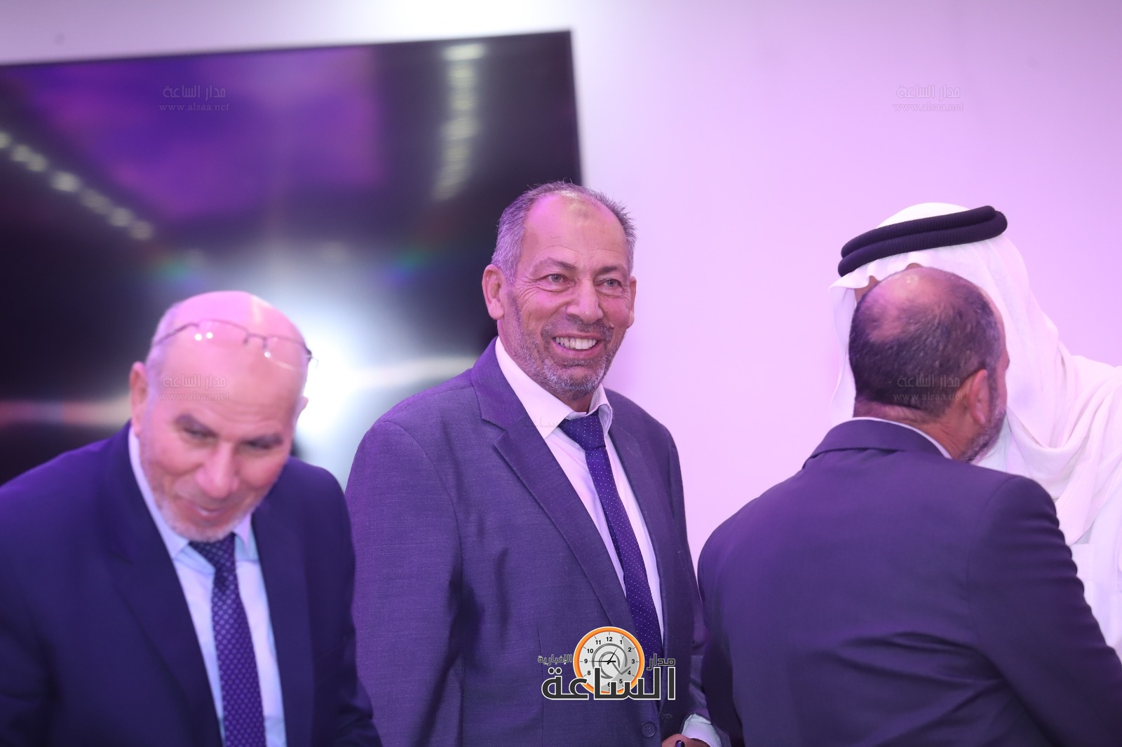 Madar Al-Saa Images 0.7264518517253415