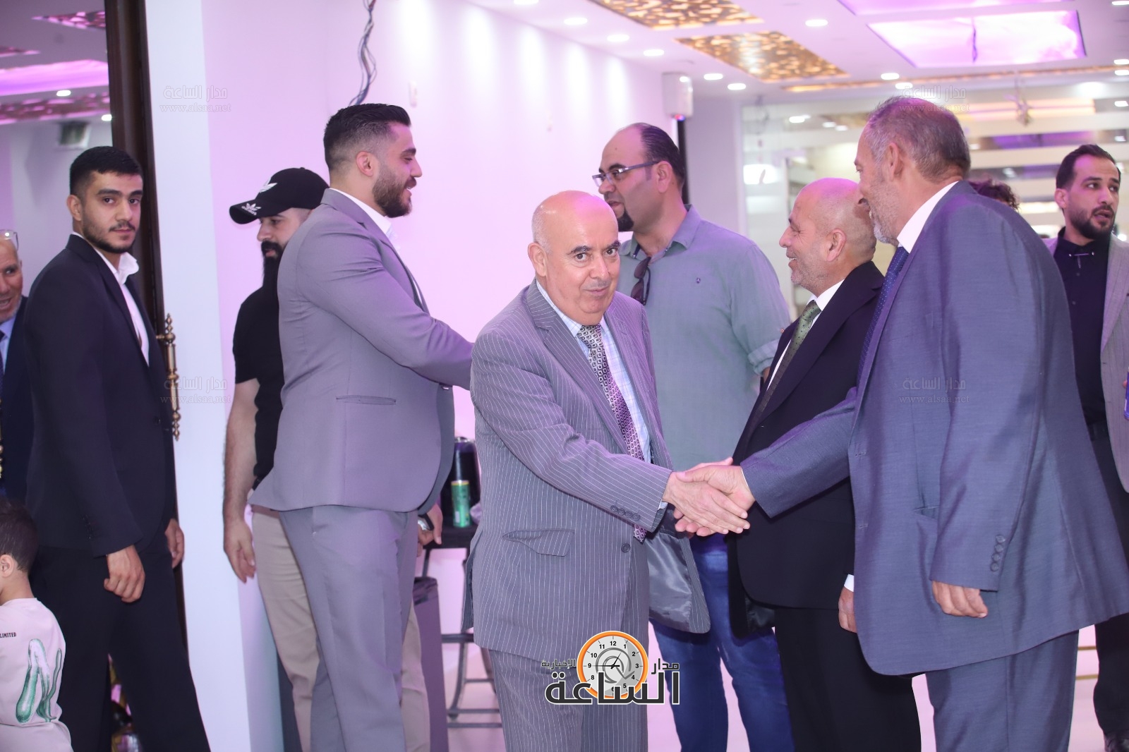 Madar Al-Saa Images 0.2744052074168295