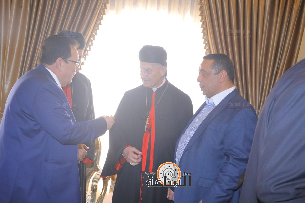 Madar Al-Saa Images 0.3895773108375069