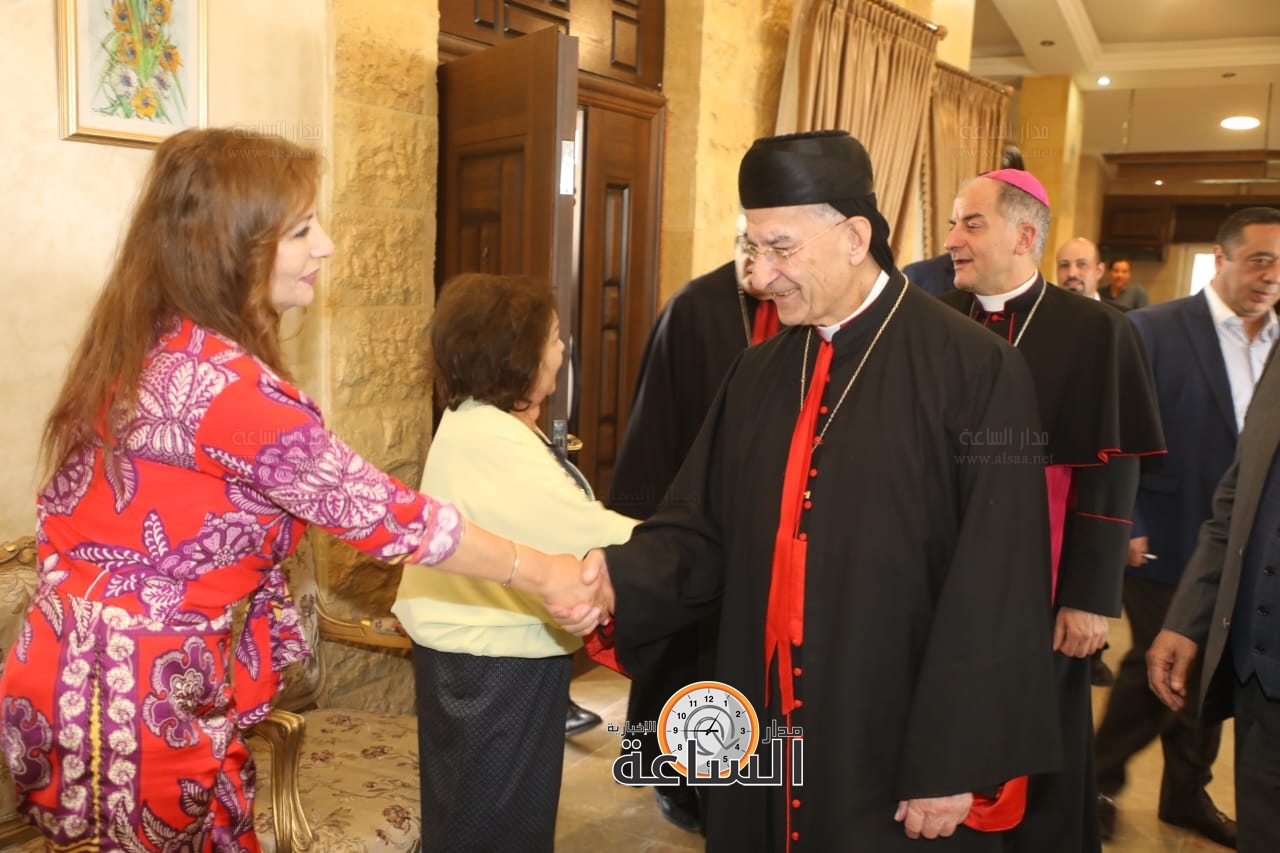 Madar Al-Saa Images 0.7518827219251859