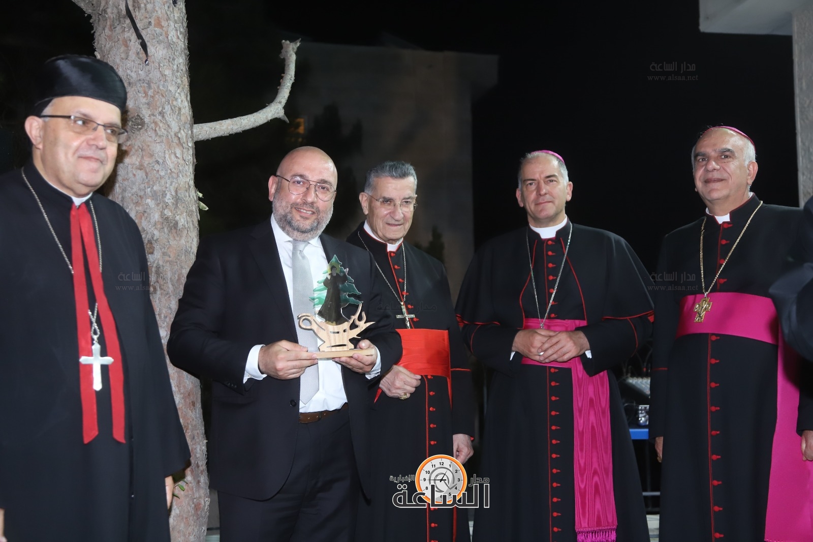 Madar Al-Saa Images 0.07791444311948448