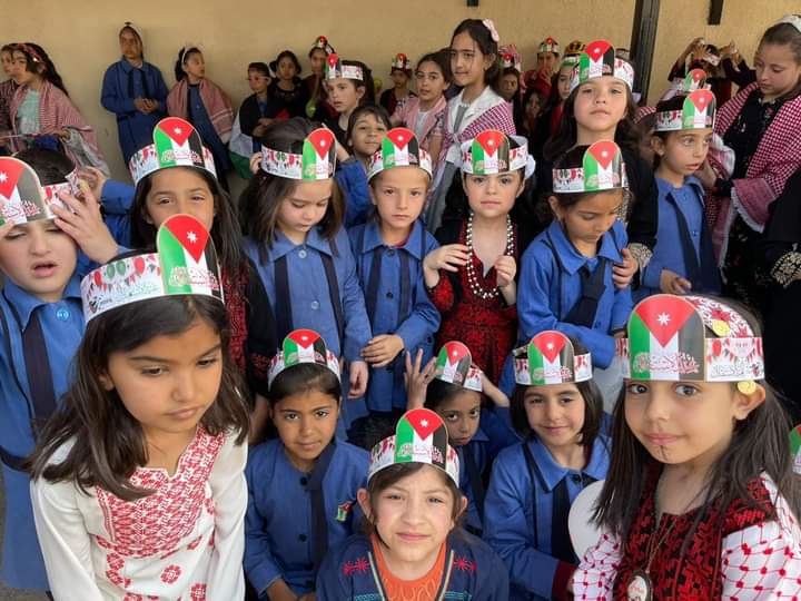 Madar Al-Saa Images 0.9092163155754645