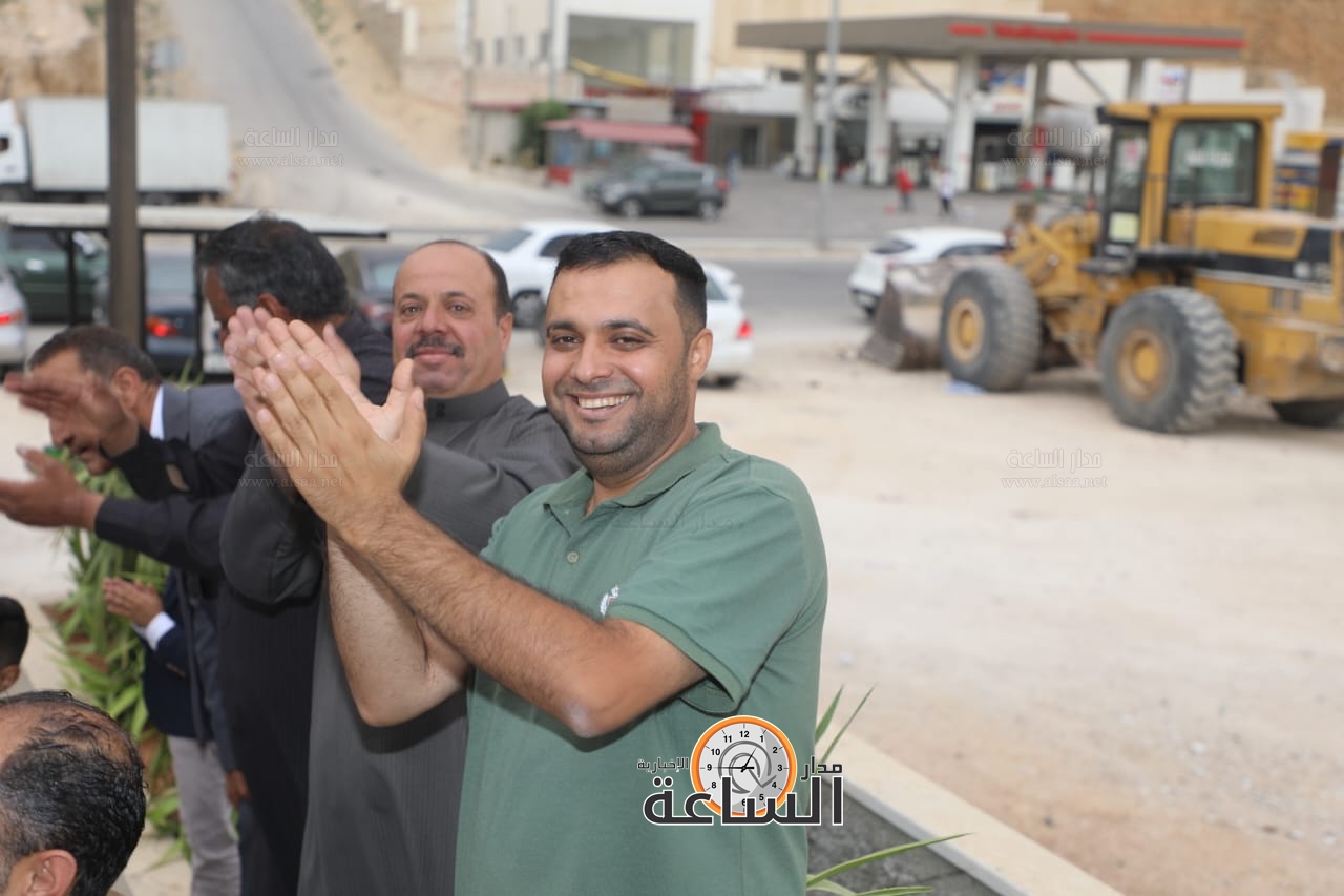 Madar Al-Saa Images 0.42641940828876224