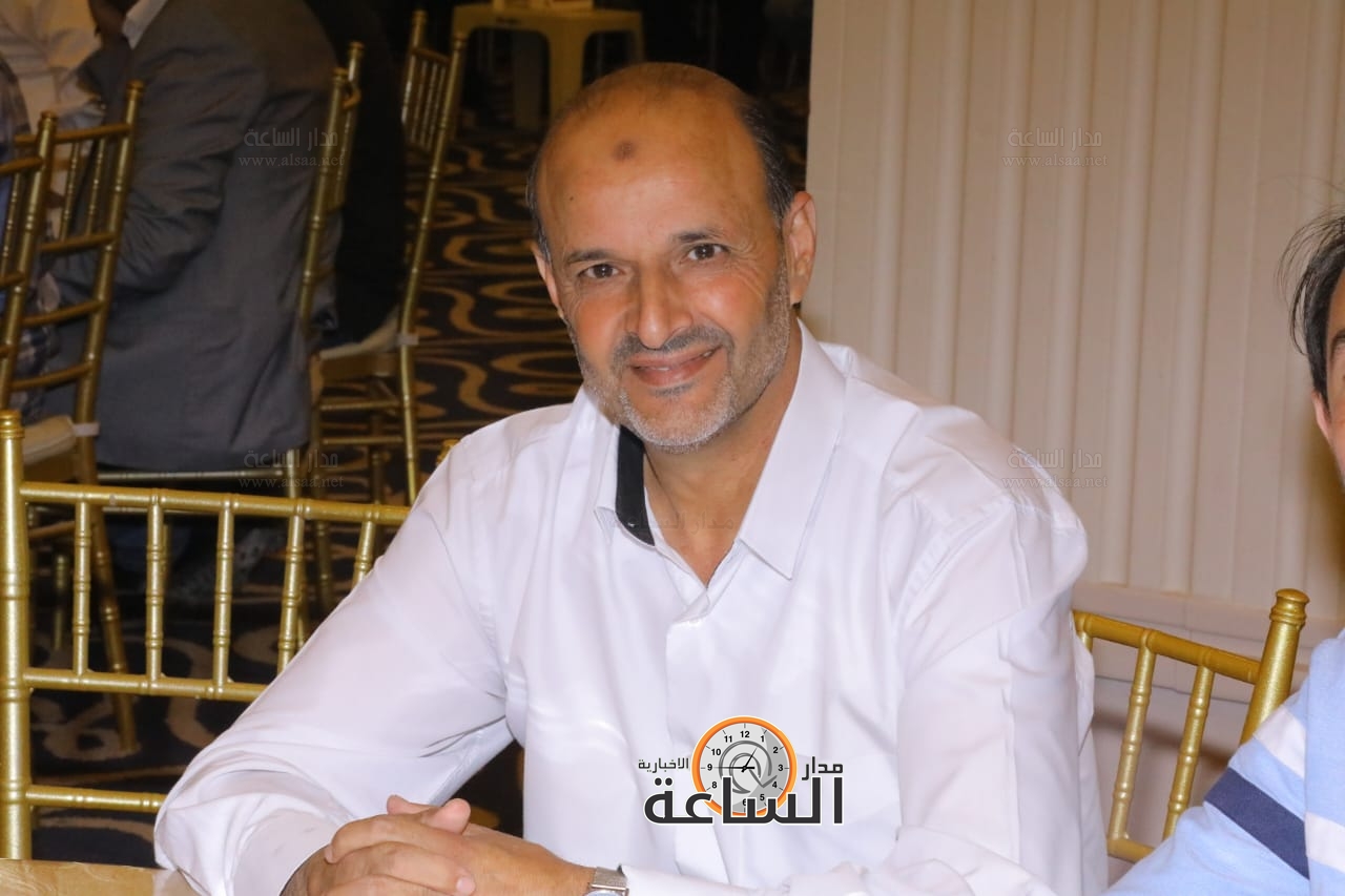 Madar Al-Saa Images 0.24348053085401822