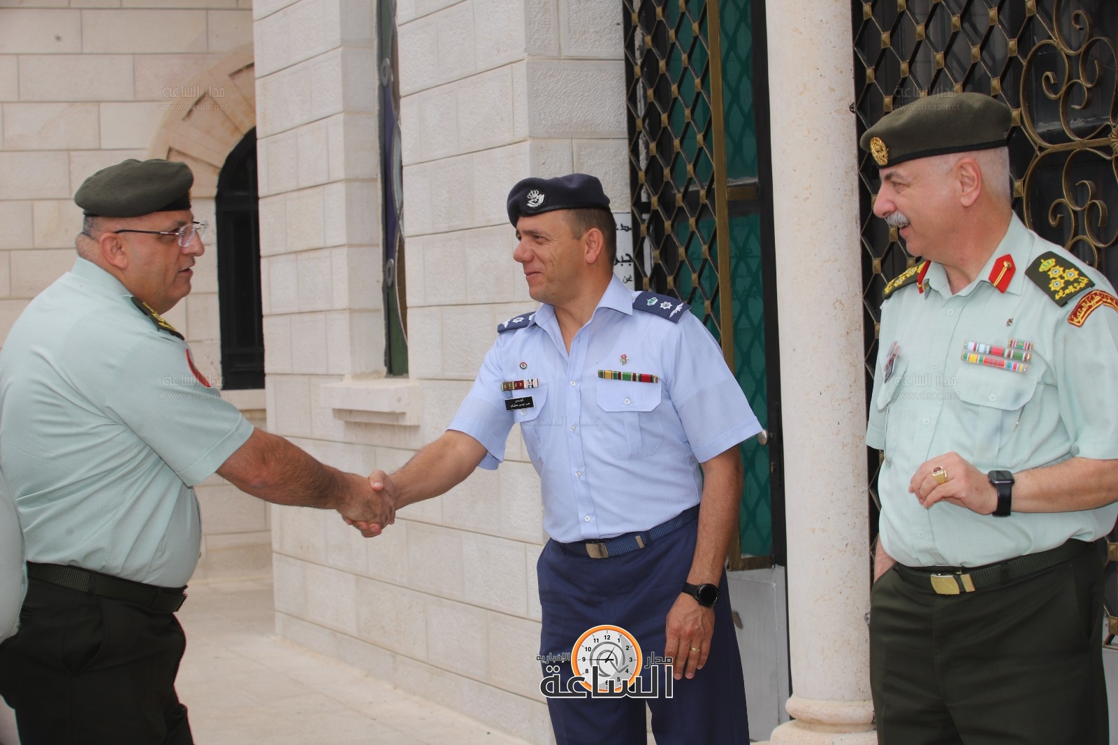 Madar Al-Saa Images 0.0717406000349814