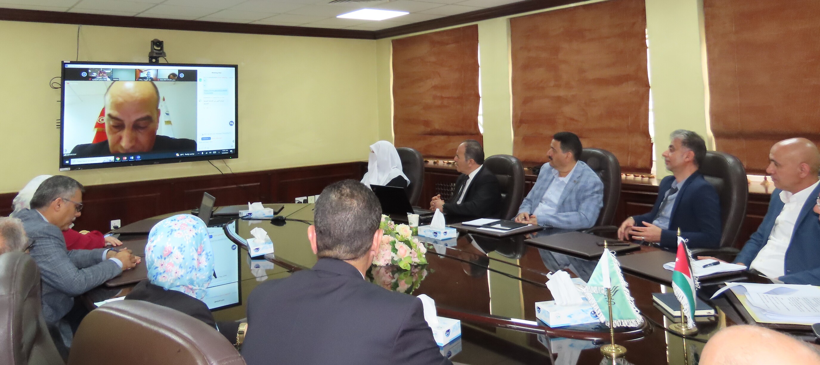 Madar Al-Saa Images 0.7837845914848478