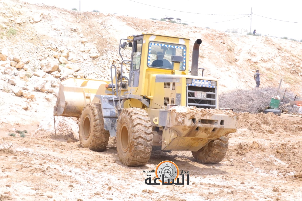 Madar Al-Saa Images 0.736662374151503