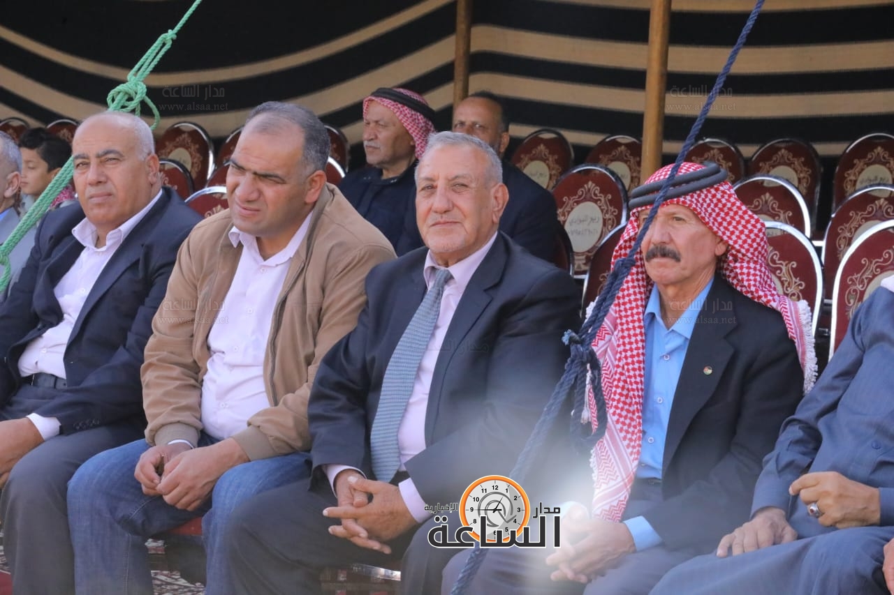 Madar Al-Saa Images 0.2513382773236882