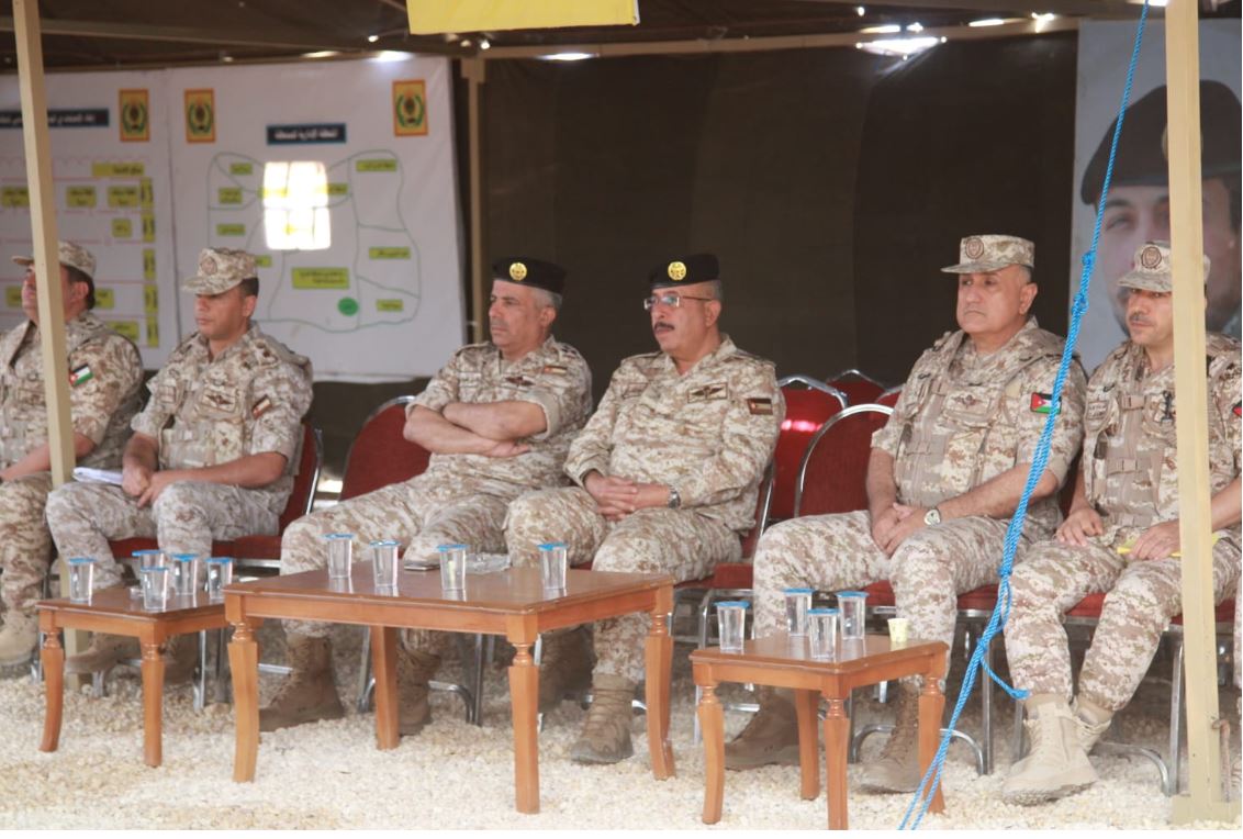 Madar Al-Saa Images 0.8866010015609656