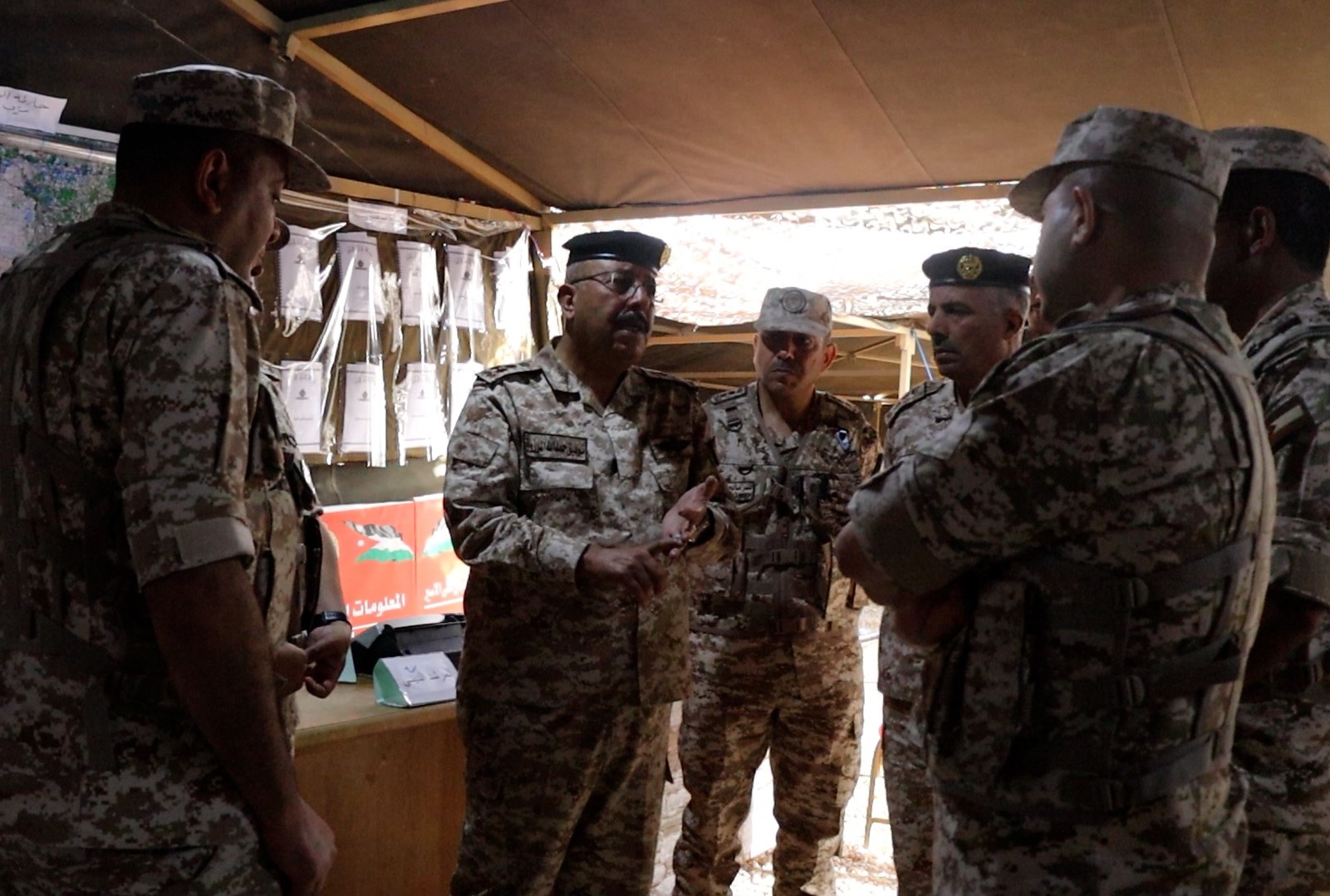 Madar Al-Saa Images 0.08185523412441742