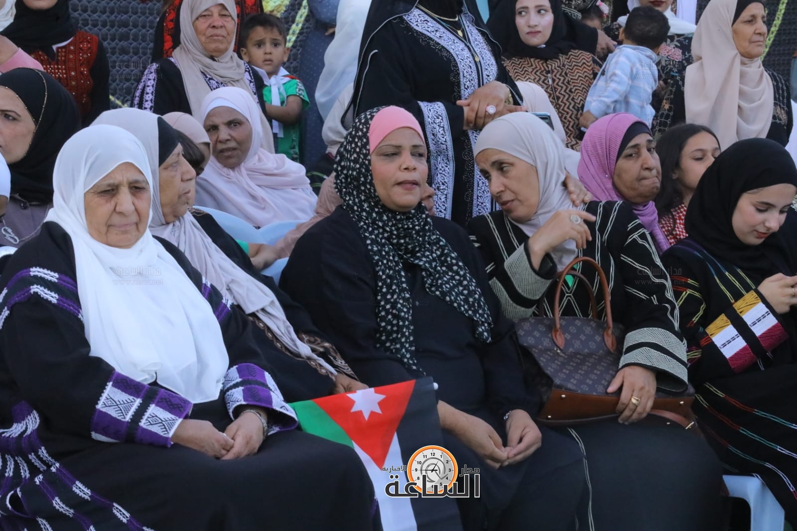 Madar Al-Saa Images 0.8438438228321508