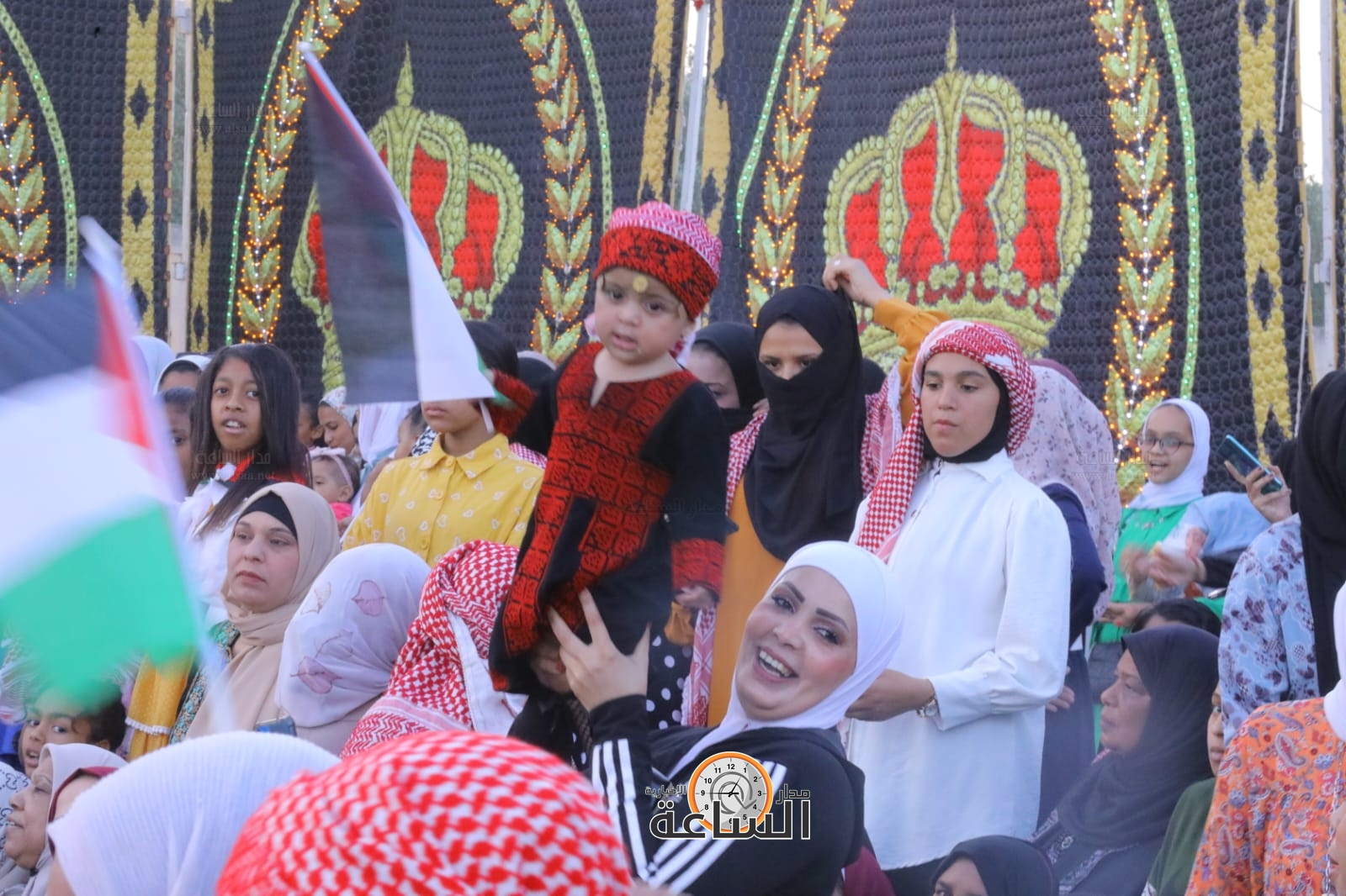 Madar Al-Saa Images 0.031830283923622416