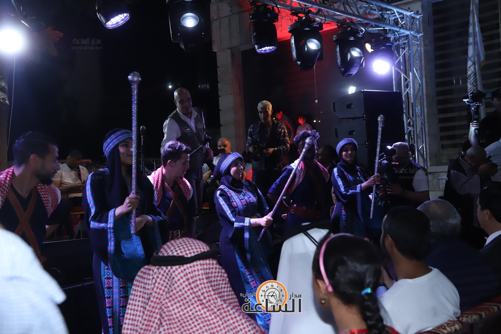 Madar Al-Saa Images 0.31294593553902117