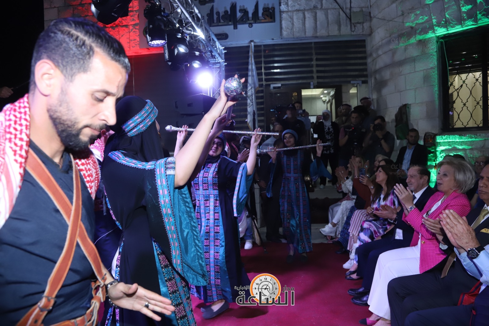 Madar Al-Saa Images 0.16958667979165565