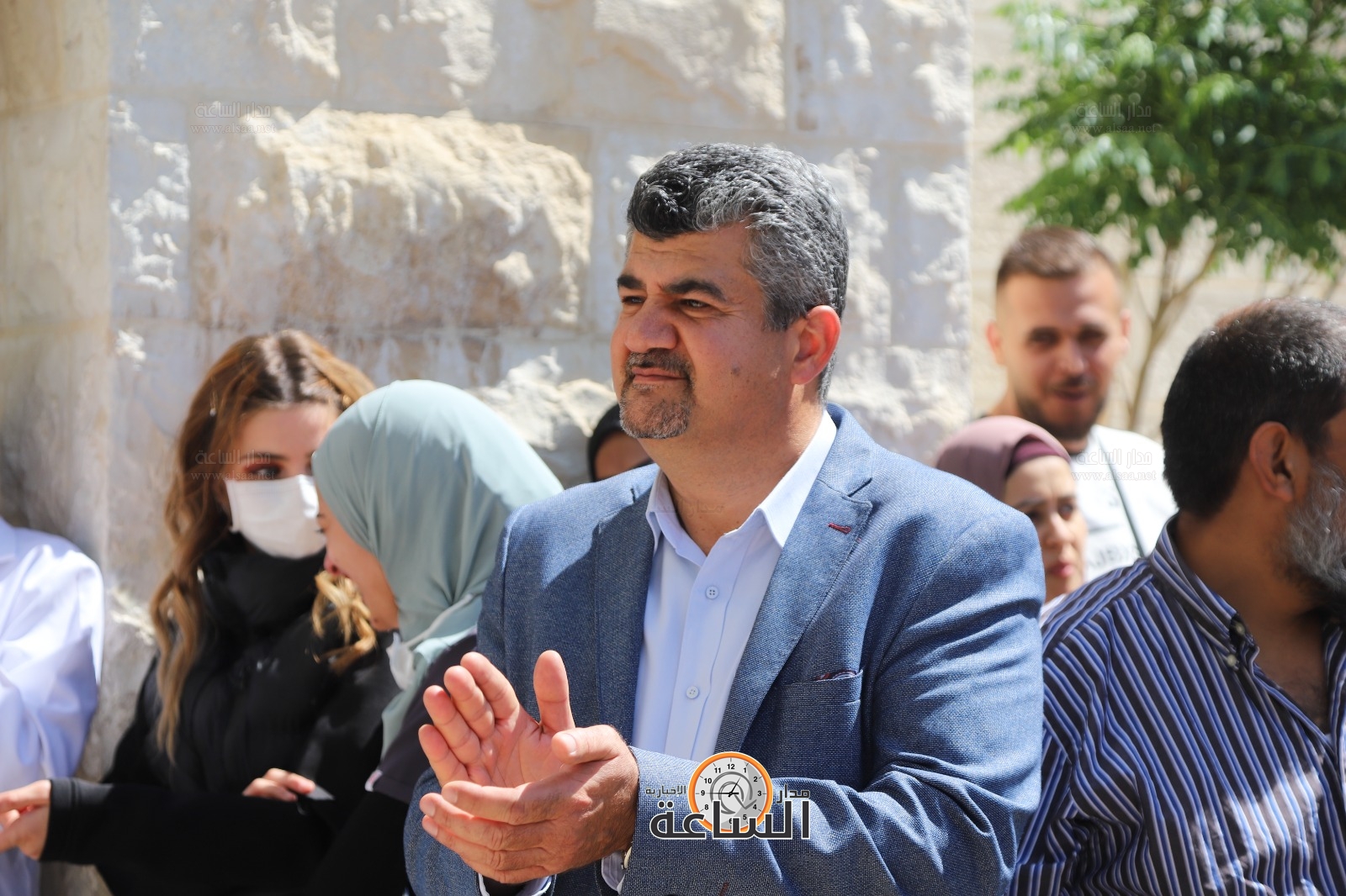 Madar Al-Saa Images 0.18363726028160587