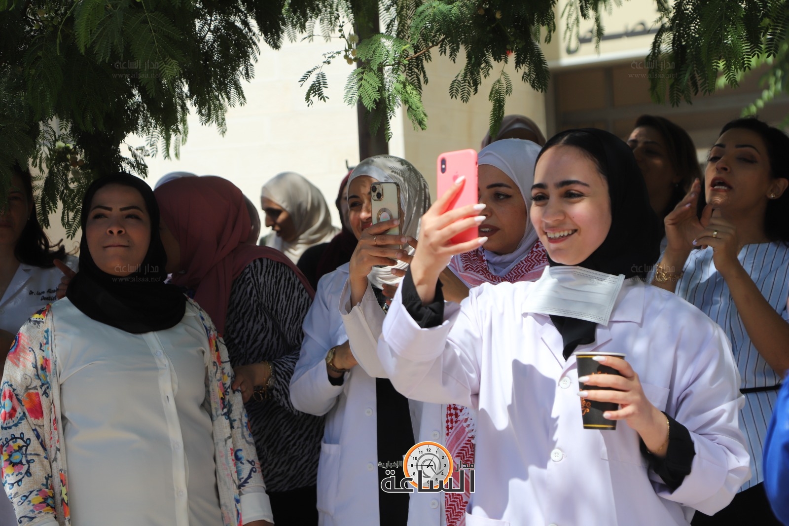 Madar Al-Saa Images 0.11017456938634118