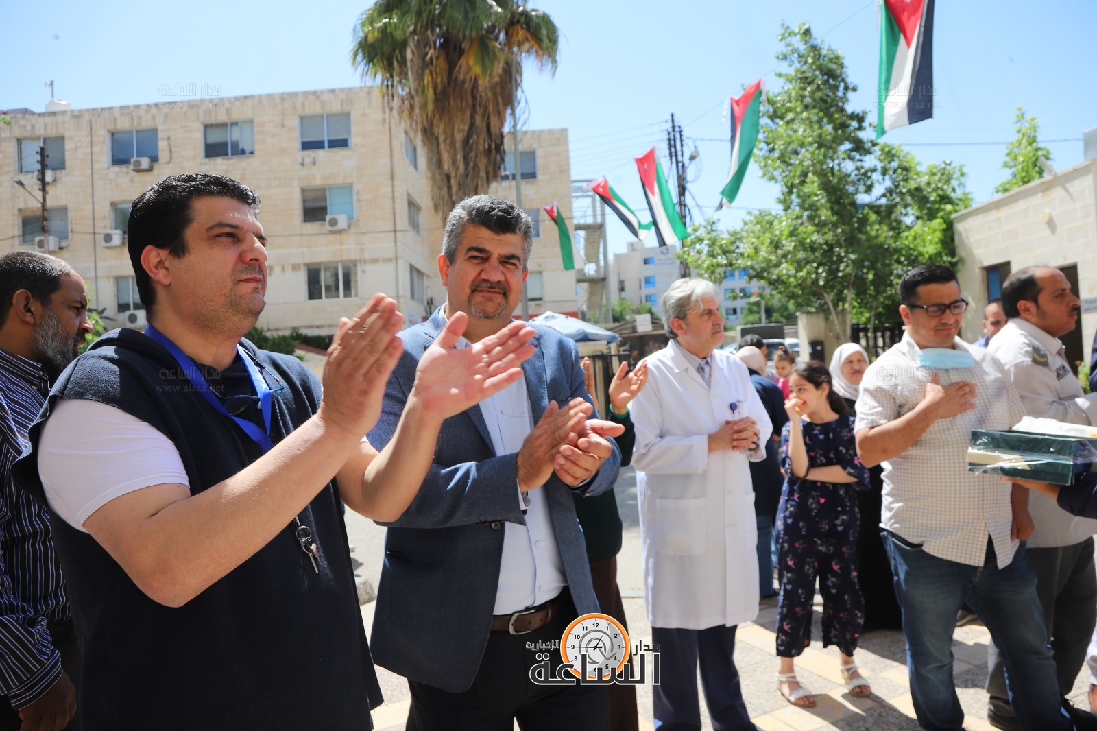 Madar Al-Saa Images 0.15861835376921363