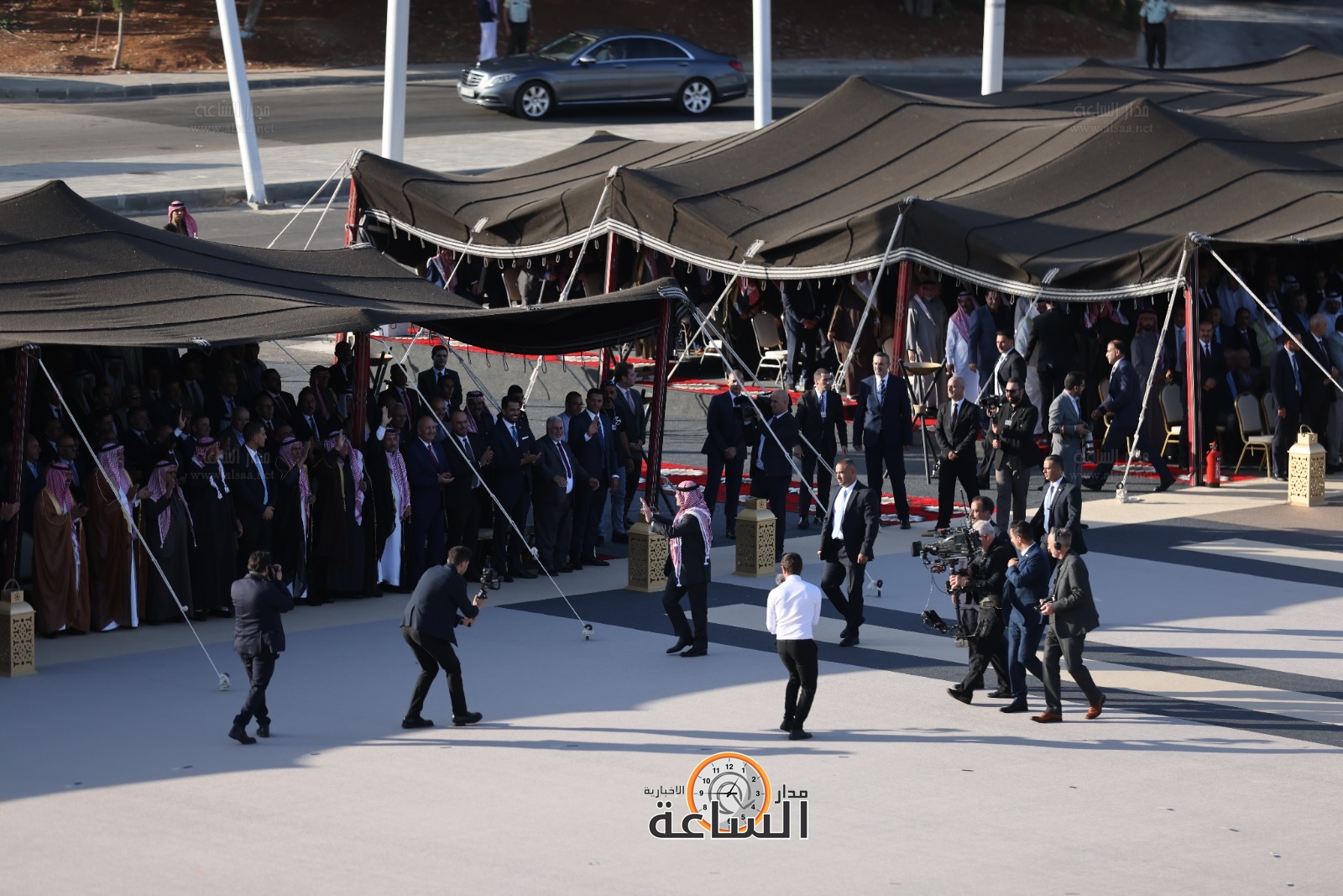 Madar Al-Saa Images 0.9458428500134712