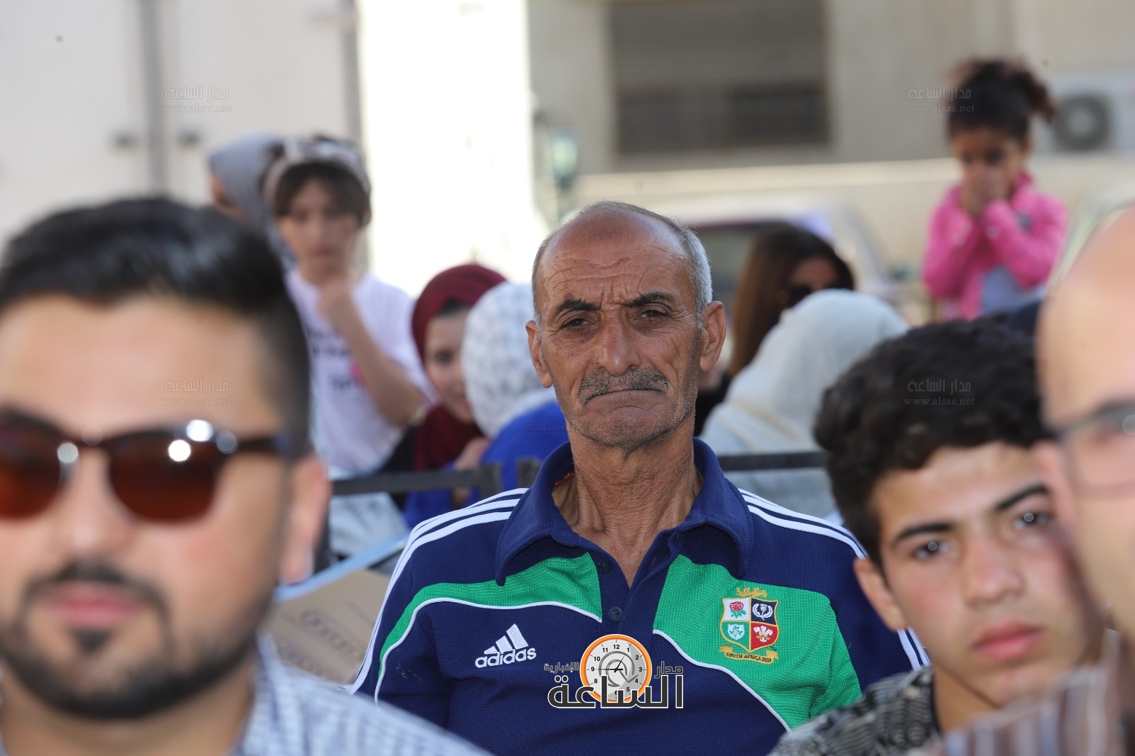 Madar Al-Saa Images 0.44039975940750664