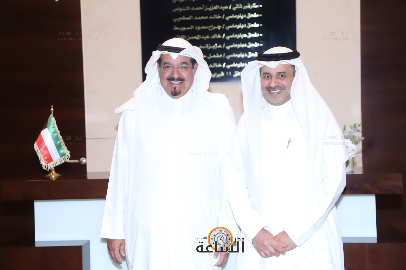 Madar Al-Saa Images 0.2687368949399829